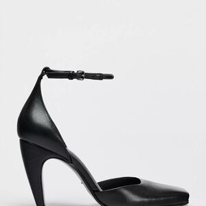 NWT Zara - Black Ankle Strap Heels